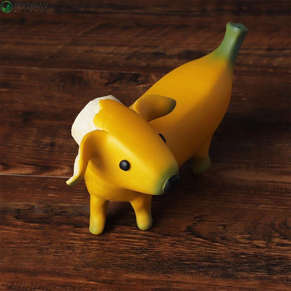 NEEDWAY Patung Anjing Pisang Tahan Air Pisang Kupas Lucu Kreatif Untuk Taman Outdoor Dekorasi Rumah Hiasan Meja Art Craft Resin Figurines