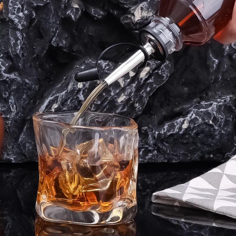 Nozzle Semprotan Dispenser Saus Minyak Serbaguna Dengan Tutup/ Pourer Botol Wine Stainless Steel Aksesoris Dapur