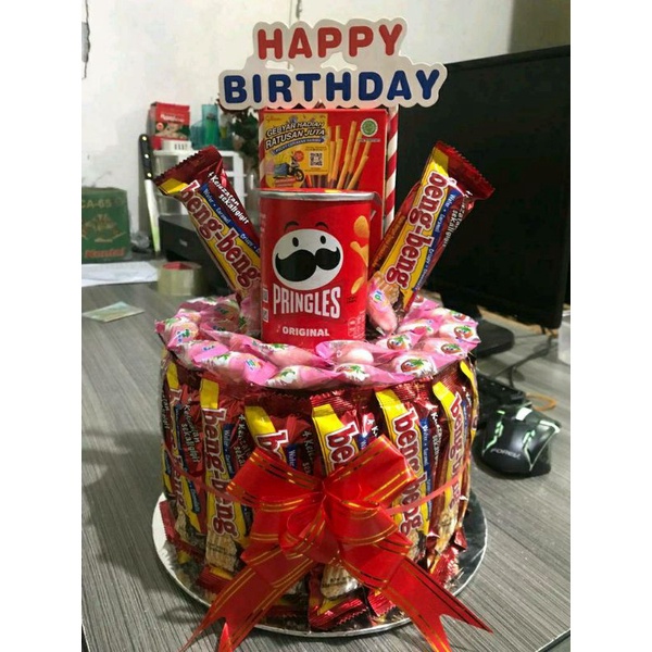 

k tower - snack cake - snack tart - cake snack parcel ultah - bucket snack birthday