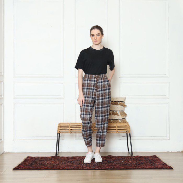KEIZHA & SOLEHA Flanely Long Pant Celana Panjang Kain Motif Wanita