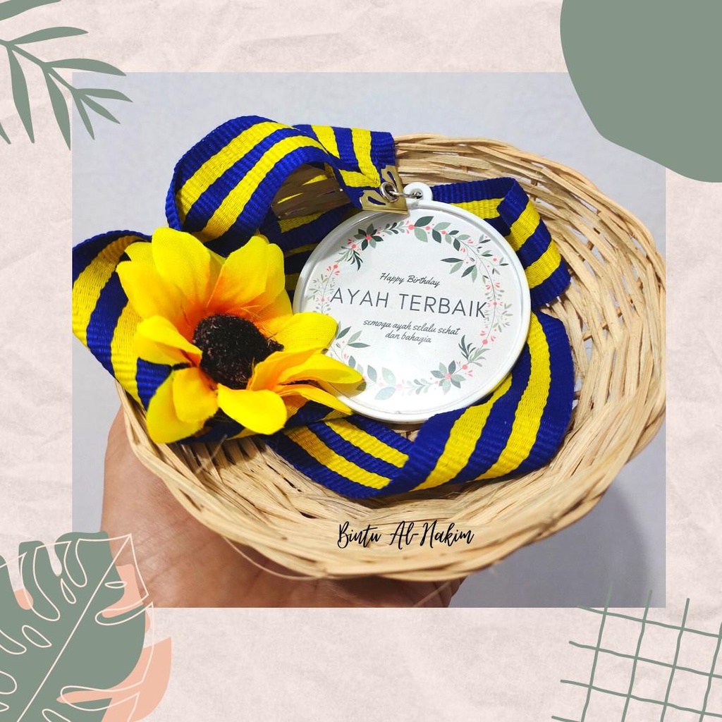 Medali Free Custom / Medali Hadiah