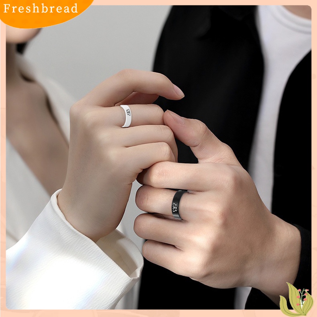 &lt; Freshbread &gt; 1pasang Cincin Pasangan Warna Kontras Temperamen Hadiah Valentine Teman Baik Lucu Berbentuk Hati Jari Cincin Untuk Anniversary