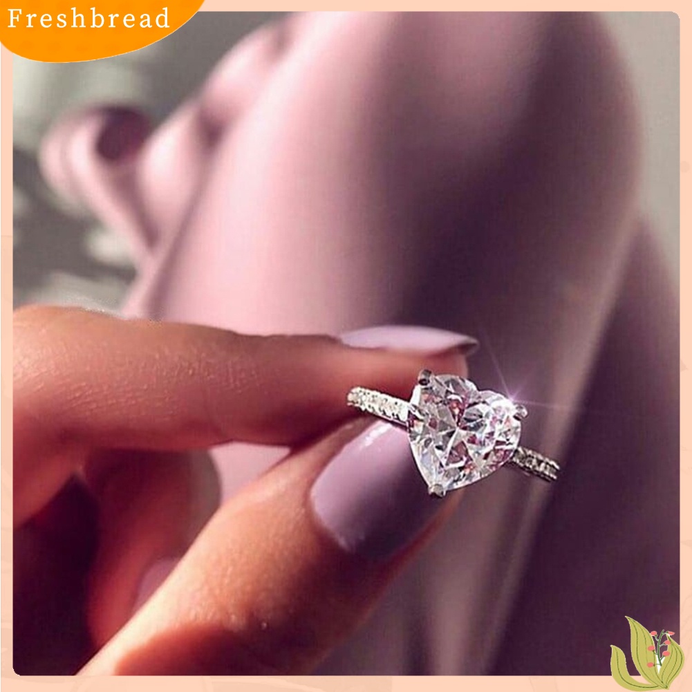 &lt; Freshbread &gt; Fashion Wanita Cinta Hati Cubic Zirconia Engagement Finger Ring Jewelry Decor