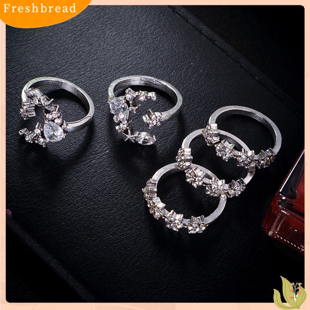 &lt; Freshbread &gt; 5Pcs Cincin Berlian Imitasi Ringan Bahan Alloy Cincin Jari Untuk Club