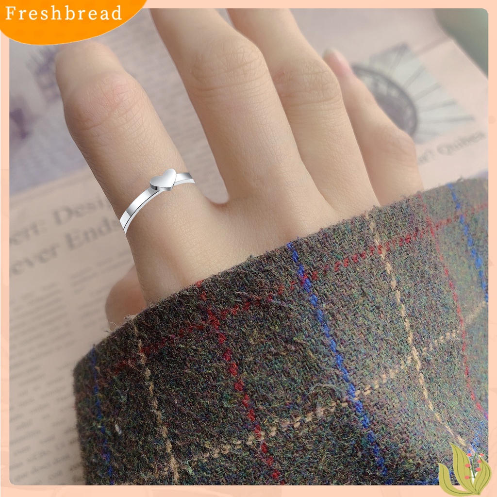 &lt; Freshbread &gt; 2Pcs Cincin Jari Electroplating Bright Luster Hollowed Heart High Polished Pengerjaan Indah Berdandan Permukaan Halus Yang Serasi Hati Janji Cincin