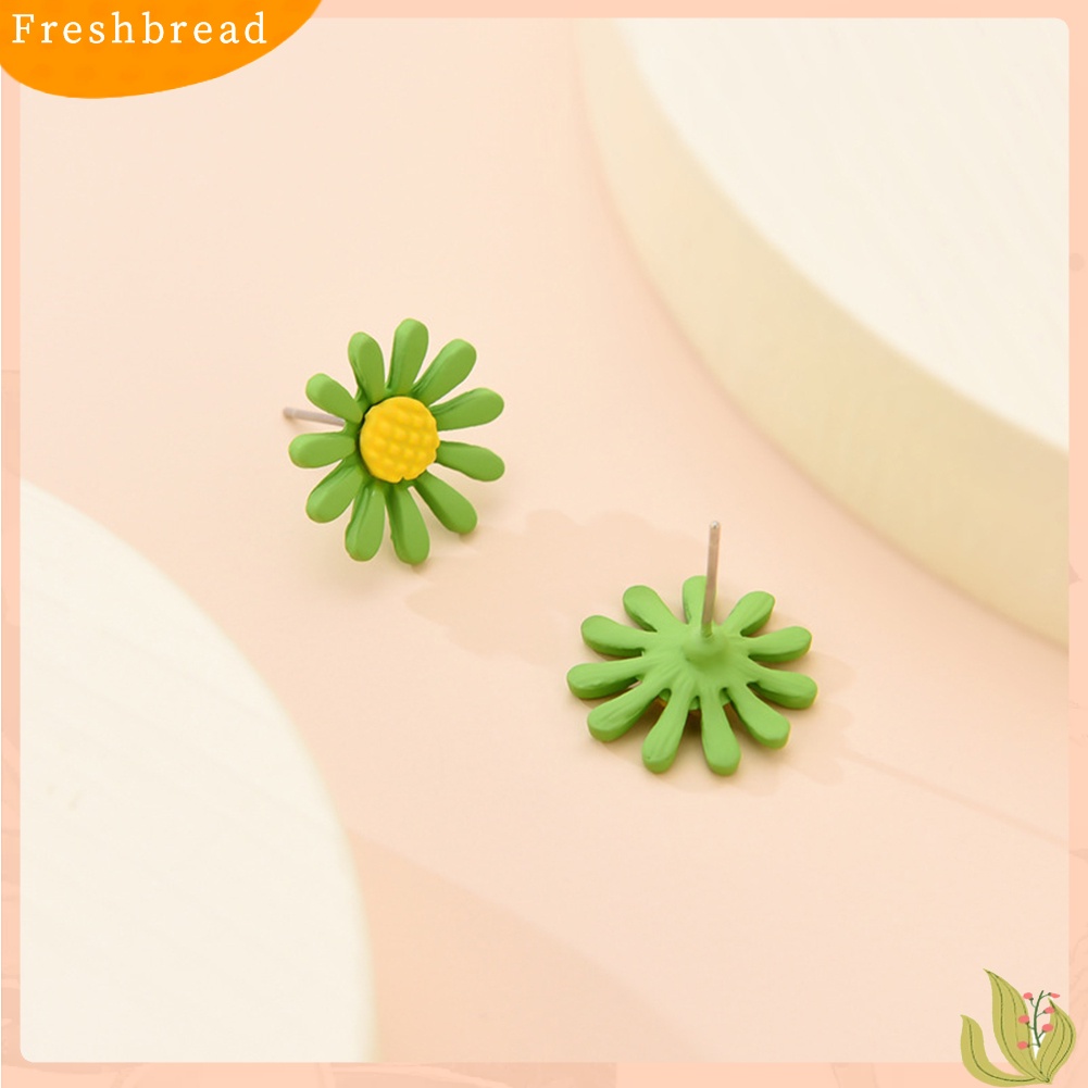 &lt; Freshbread &gt; Wanita Elegan Resin Kecil Marguerite Ear Stud Earrings Tindik Perhiasan Hadiah