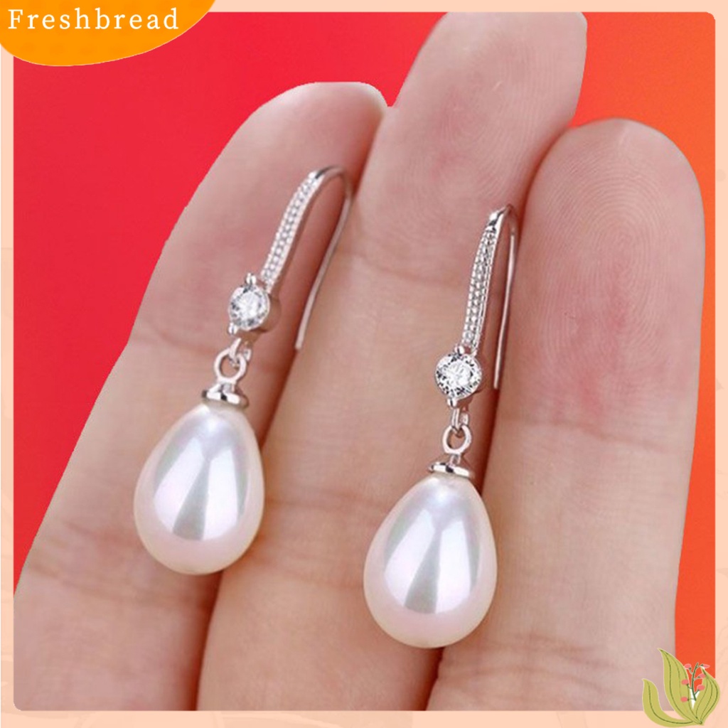 &lt; Freshbread &gt; 1pasang Anting Wanita Mutiara Imitasi Berlian Imitasi Mengkilap Pengerjaan Yang Baik Drop Earrings Untuk Perjamuan