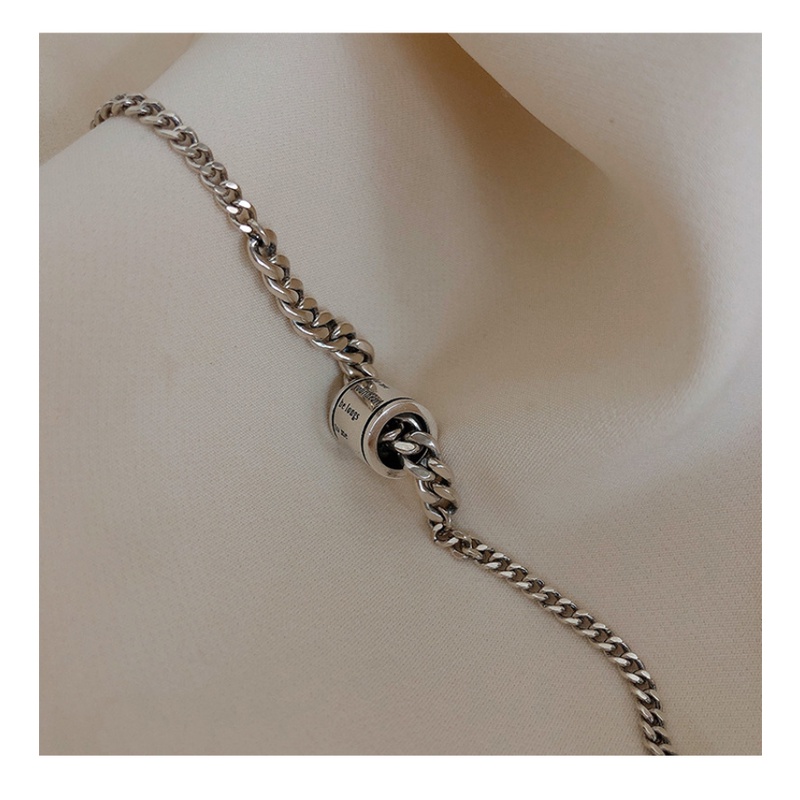 Goldkingdom Fashion Perhiasan Aksesoris Ready Stock Perak Disepuh Silinder Marcasite Retro Pasangan Kalung Perempuan Niche Desain Rasa Temperamen Mewah.