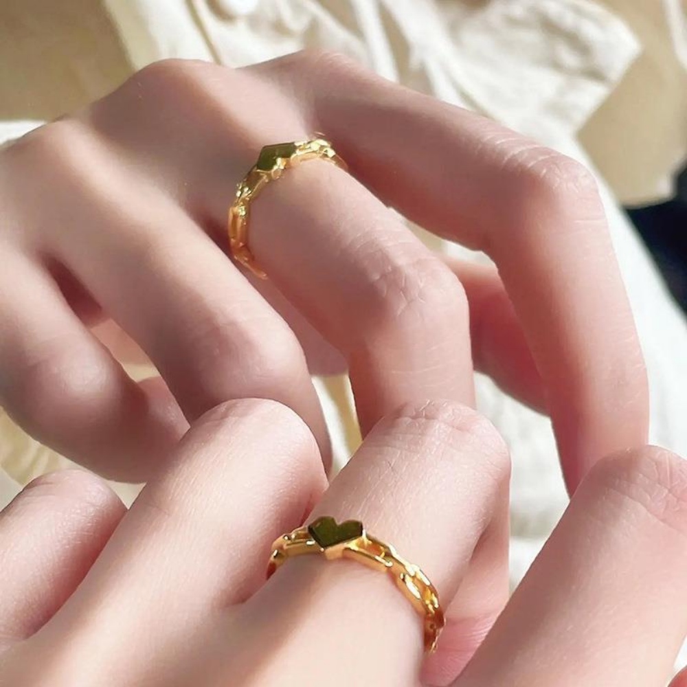 Cincin Cinta Rantai Baru Sederhana Tidak Luntur Cincin Jari Telunjuk Rasa High-end Wanita Cincin Kepribadian Fashion Untuk Pacar Perhiasan Hati Manis