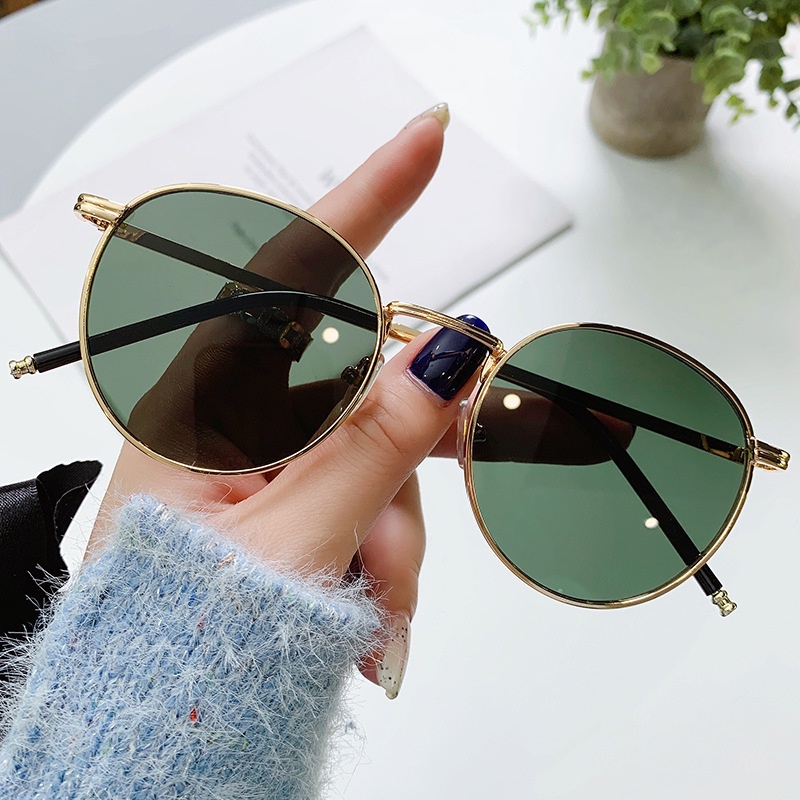 Kacamata Hitam Fashion Square Aesthetic Shades Untuk Wanita/Pria Metal Frame Sunglasses Eyewear