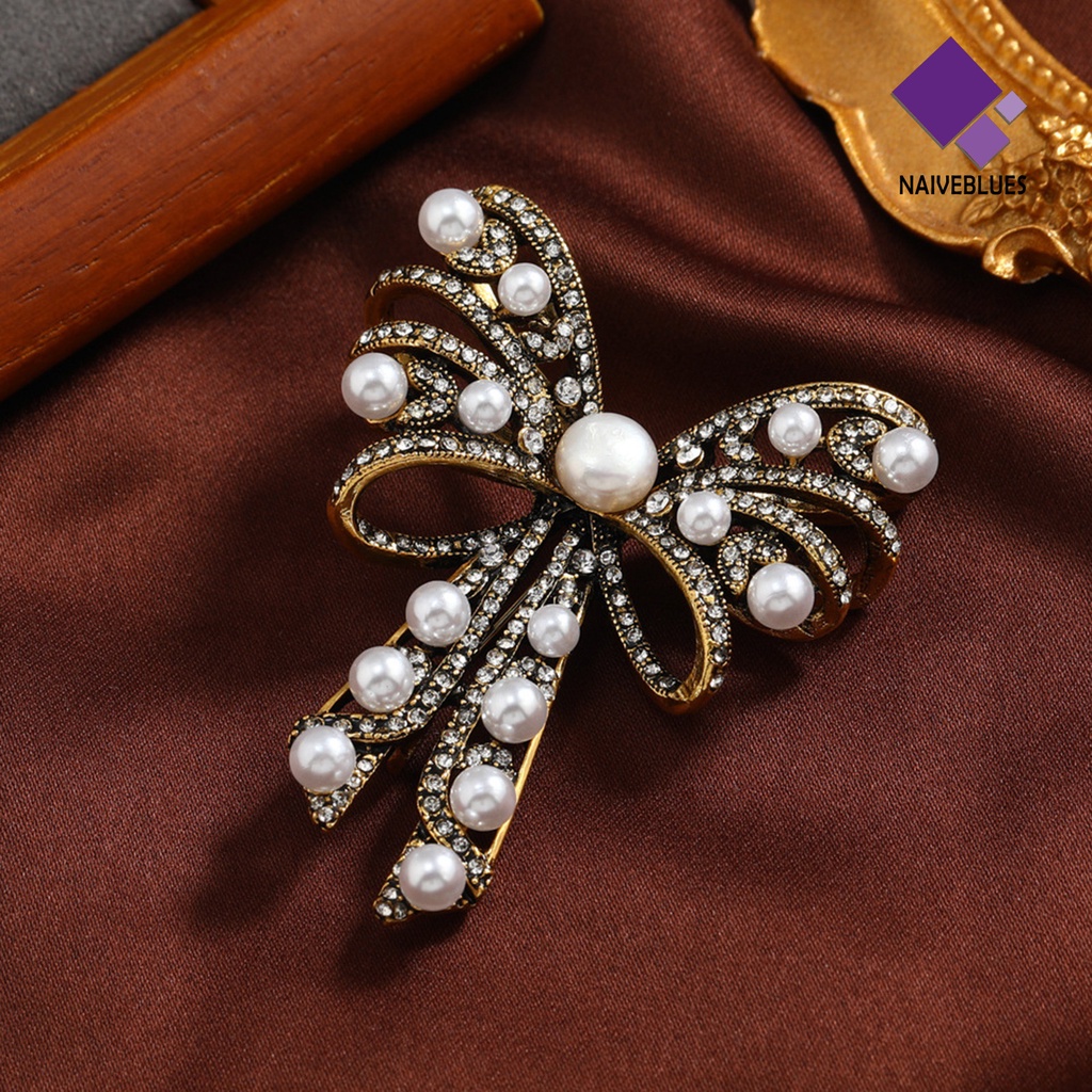 &lt; Naiveblues &gt; Ikatan Simpul Bros Retro Elegan Berongga Gaya Perancis Berlian Imitasi Imitasi Wanita Bisnis Lapel Pin