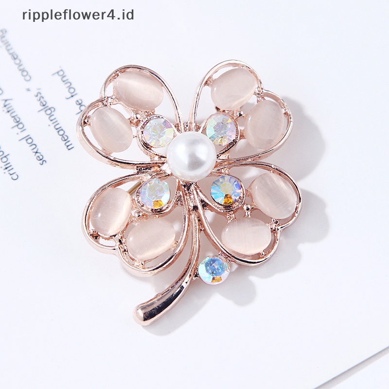 {rippleflower4.id} Lucky Clover Opal Batu Bros Kerah Pin Wanita Ladies Dress Jaket Mutiara Kristal Pin Aksesoris Perhiasan~