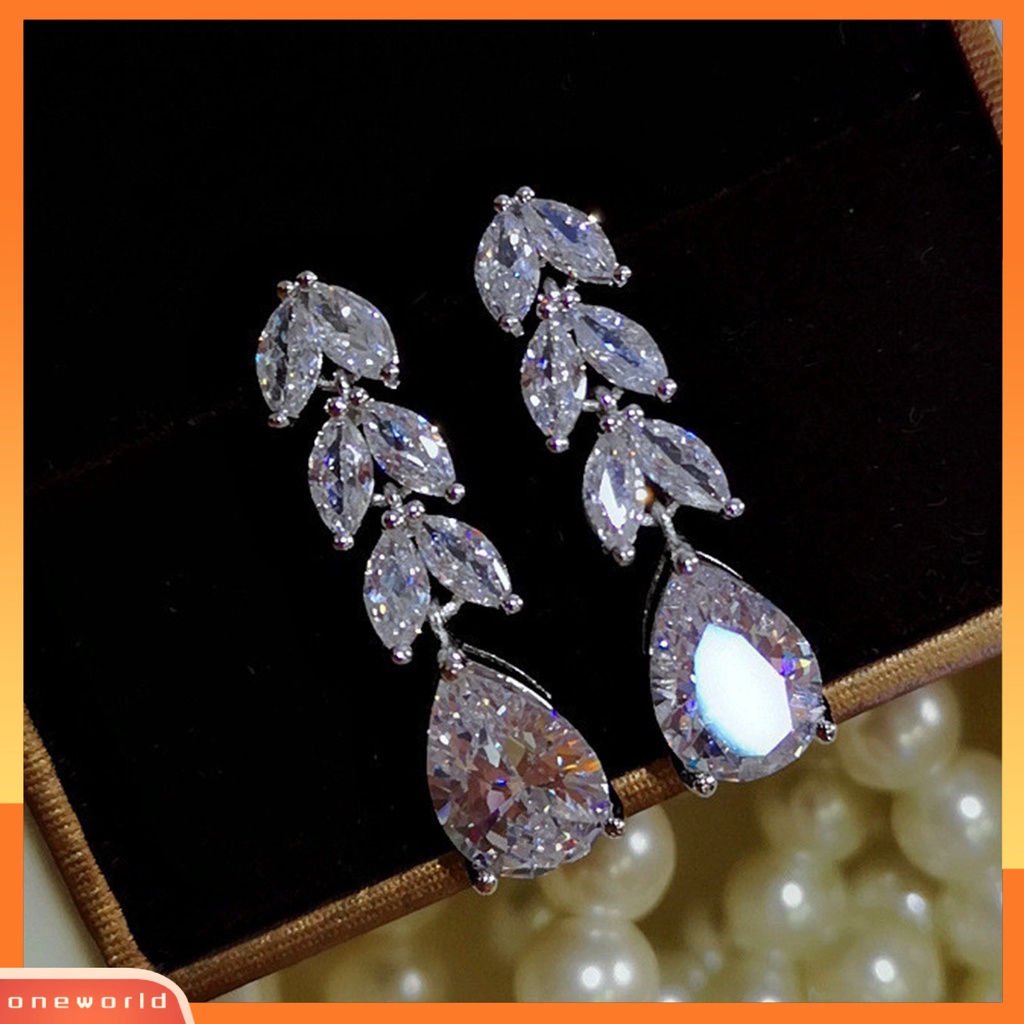 [WOD] 1pasang Anting Menjuntai Bentuk Daun Berlian Imitasi Perhiasan Halus Cubic Zirconia Stud Earrings Untuk Pernikahan