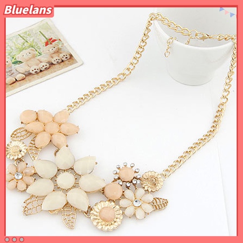 [BLS] Fashion Wanita Resin Bunga Rantai Liontin Choker Bib Statement Collar Necklace