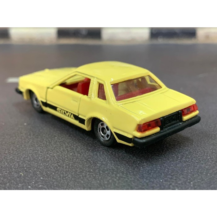 Tomica 30th Anniversary Nissan Silvia Kuning Loose Pack