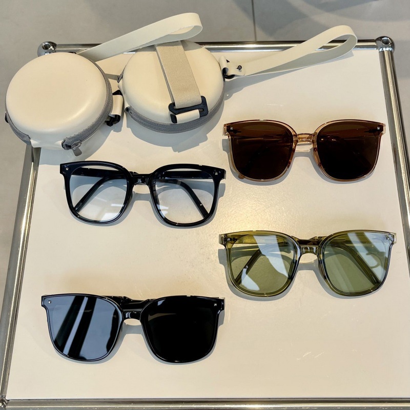 Kacamata Hitam Lipat Sunblock Glasses Fashion Versi Korea