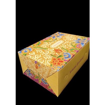 

dus kue/snack box motif batik kuning uk 12x12, 12x14, 12x16 isi 50 lbr - 12x12