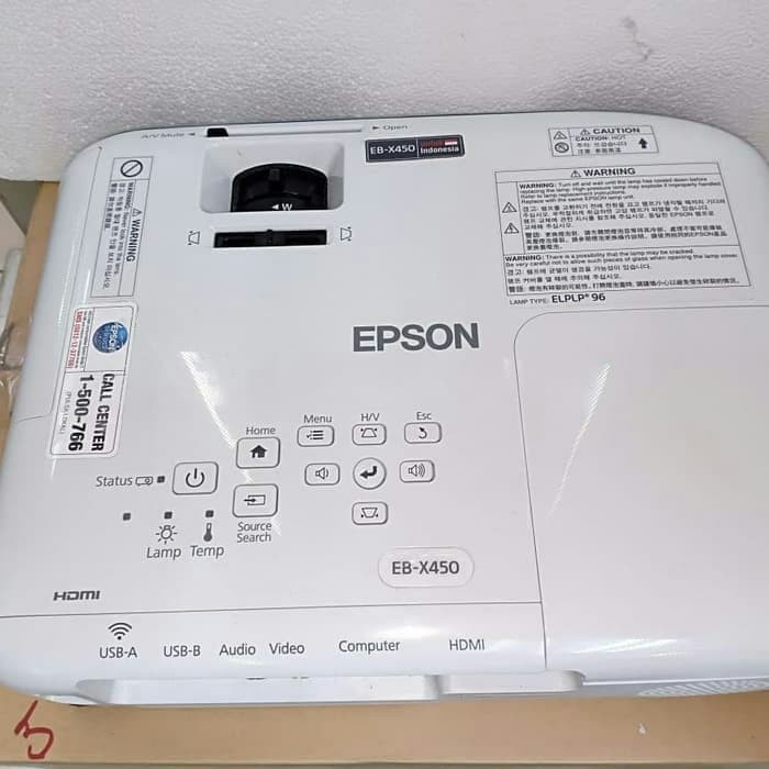 proyektor EPSON EB-X450