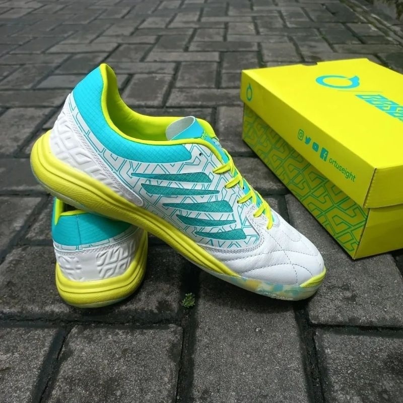 Ortuseight Jogosala Crusher IN BBS SE Sepatu Futsal OriginaI