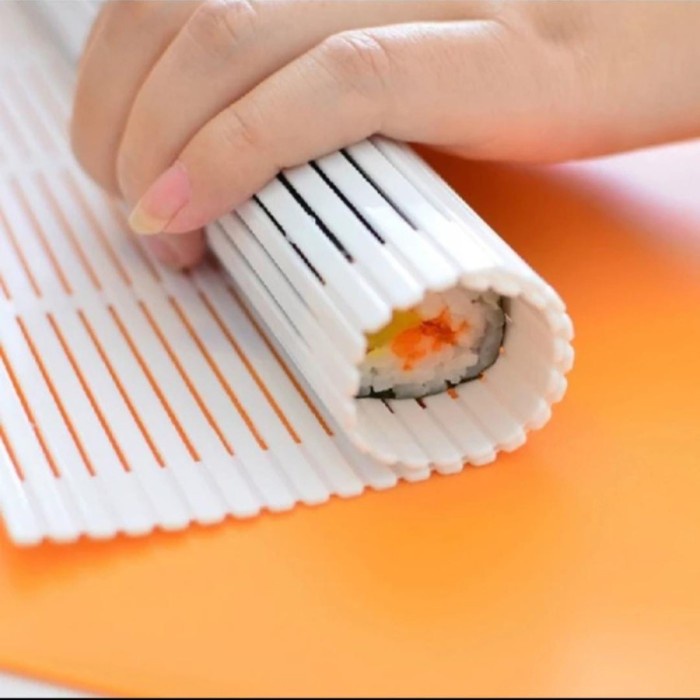 Alat Penggulung Sushimat Roller Alas Tikar Makisu Plastik Sushi mat