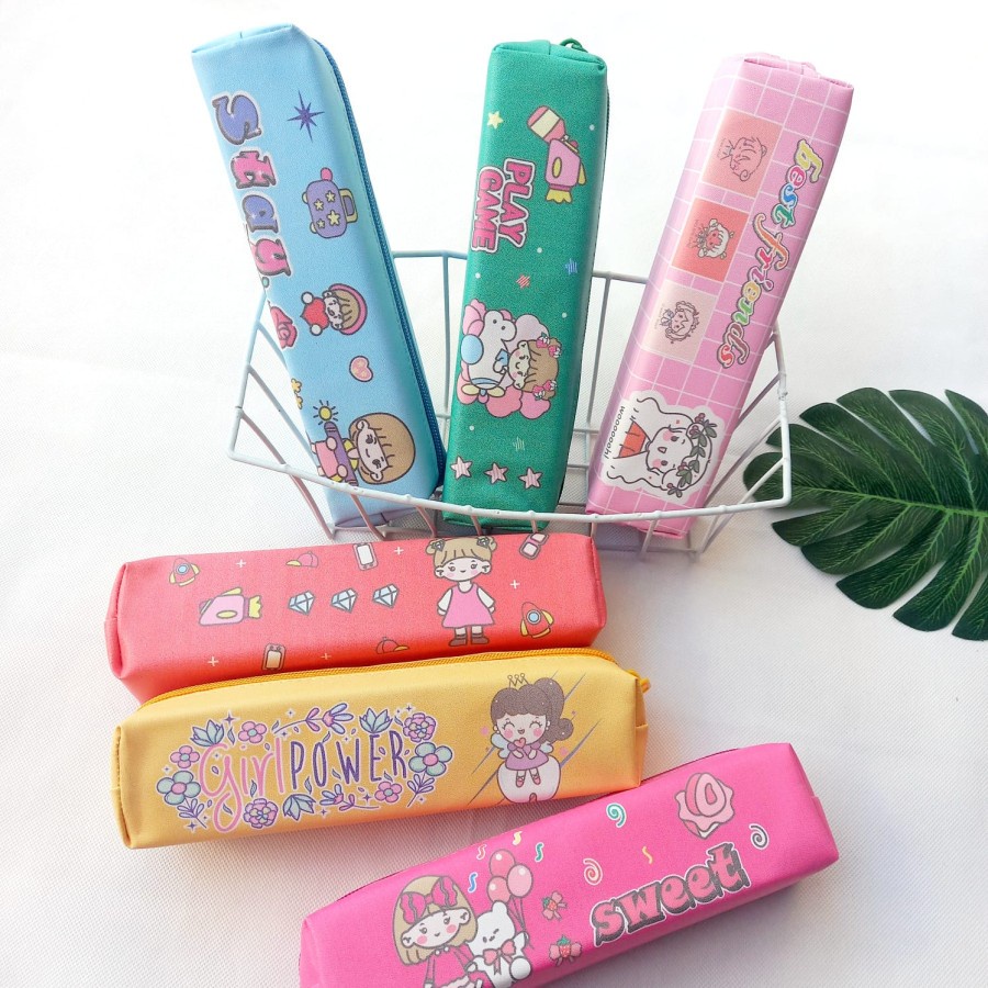 

Souvenir ultah Tempat Pensil Tepak Pensil Motif Kartun Momo Power Girl Lucu Unik