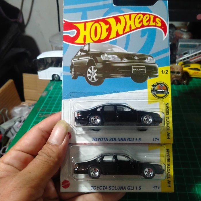 hotwheels custom toyota soluna silver - sporty Tosca