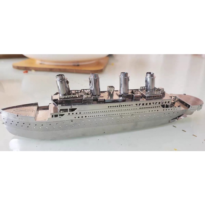 3D Metal Puzzle Titanic DIY Mainan Edukasi Kapal Titanic Metal Earth - Titanic