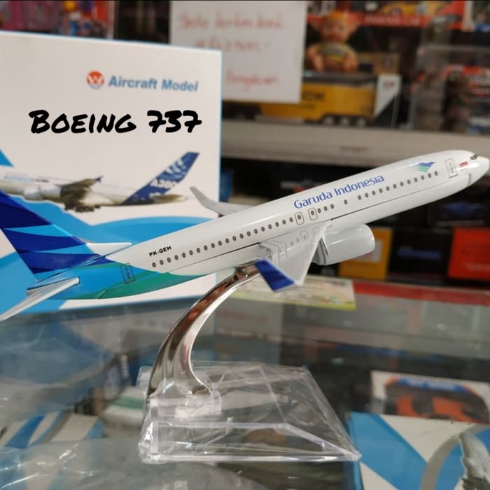 Aircraft Model Pesawat Garuda Indonesia - Boeing 737