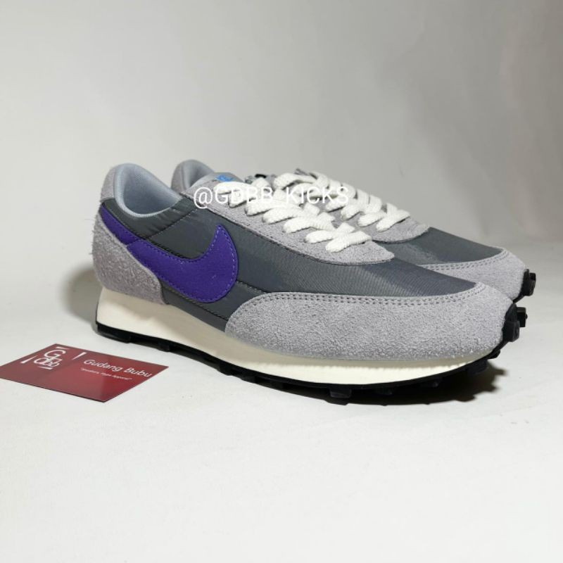 Sneakers Daybreak DBREAK Cool Grey Hyper Grape BNIB 100% REALPICTURE Sepatu Vv2
