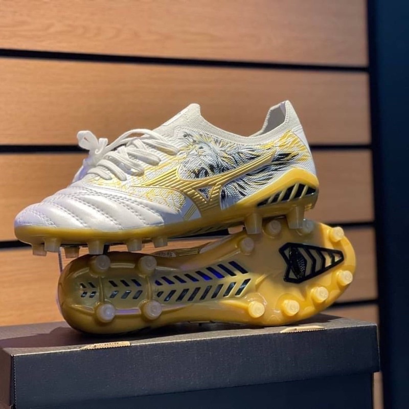 Sepatu Bola Mizuno Beta 3 Sergio Ramos