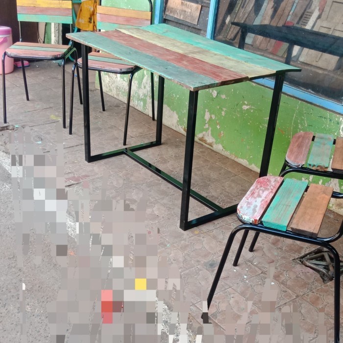 Meja dan Kursi Makan finisihing rustik