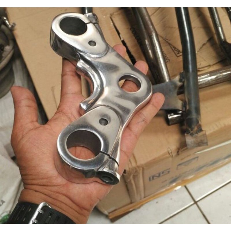 Segitiga Atas T atas /segitiga atas pnp setang RG /camph (bahan almunium poles )gl/mp/Tiger/kupu-kup