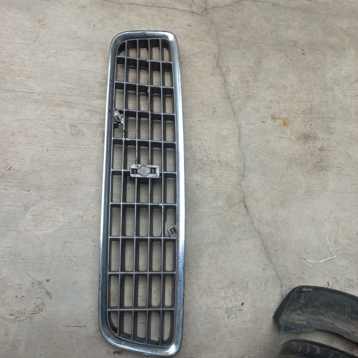 Grill volvo s80