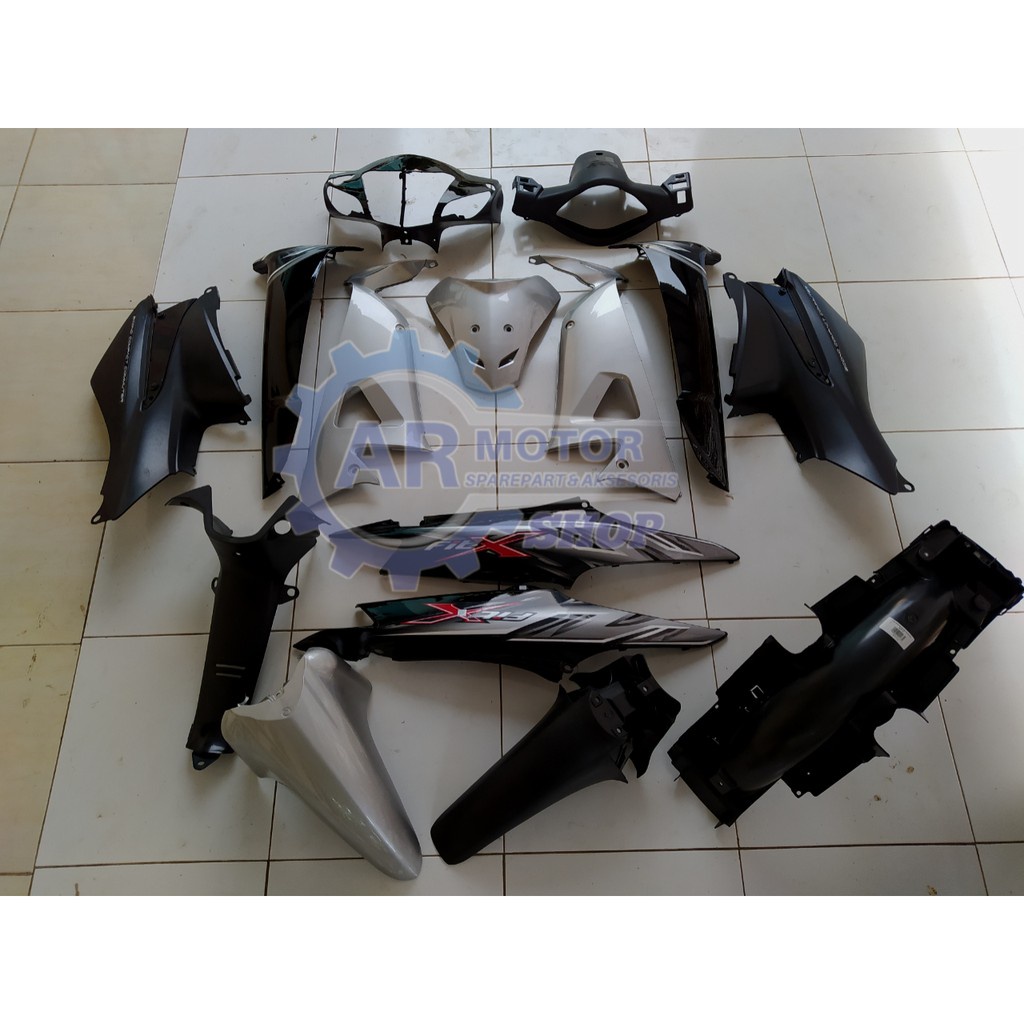 FULL BODY HALUS KASAR SUPRA FIT NEW / FIT NEW / FIT X SILVER HITAM PLUS STIKER