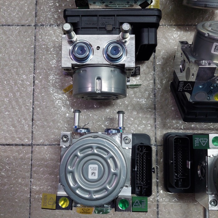 Modul ABS 4670b306 Asli Mitsubishi Xpander 4670B305