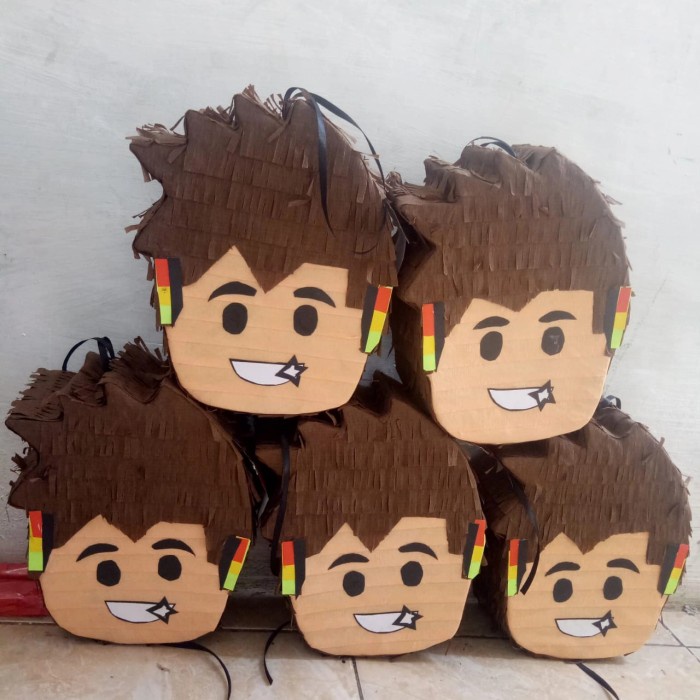 

Mini pinata roblox ORI