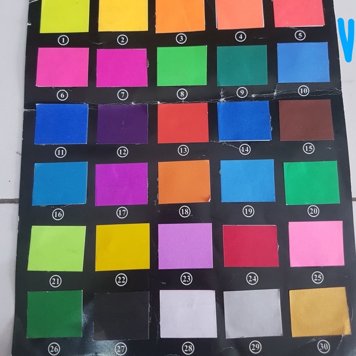 

karton warna spotlight setara asturo -