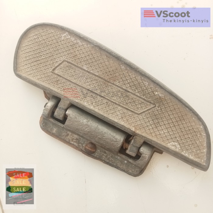 Pijakan Kaki Footrest Boncengan Tepong Kiri Vespa Super Sprint Vbb Original Vigano