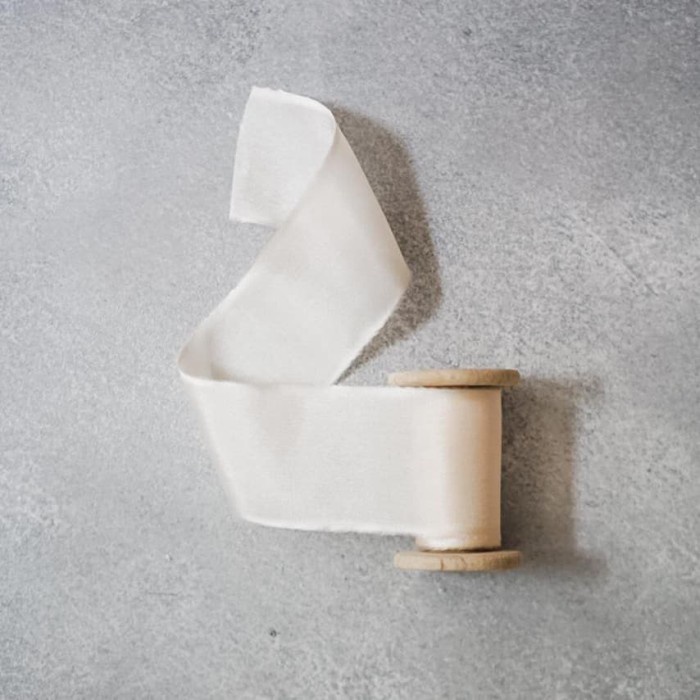 

Silk Ribbon Cream Pita Sutra Styling Accessories Habotai - 2 cm no spool ORI