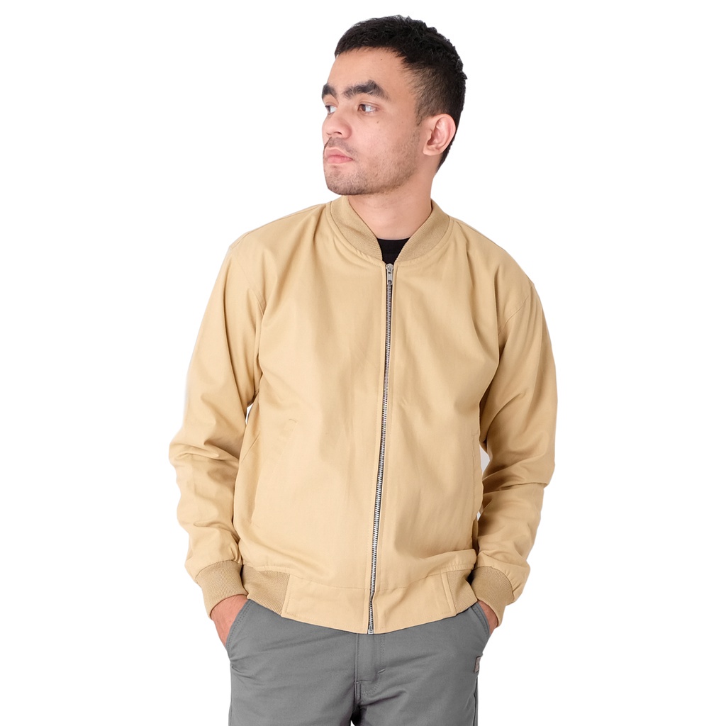 Jaket Deluxe Bomber Light Cream