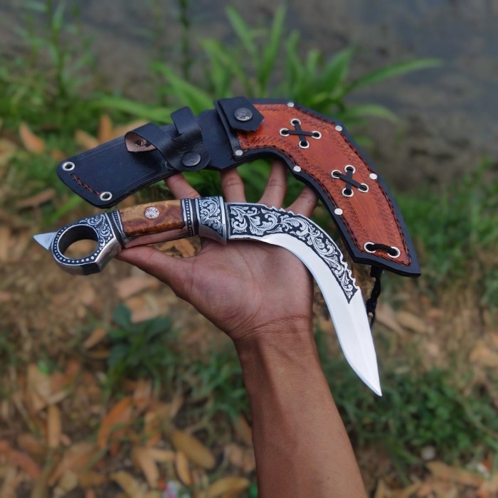 kerambit minang costume - kayu amboyna