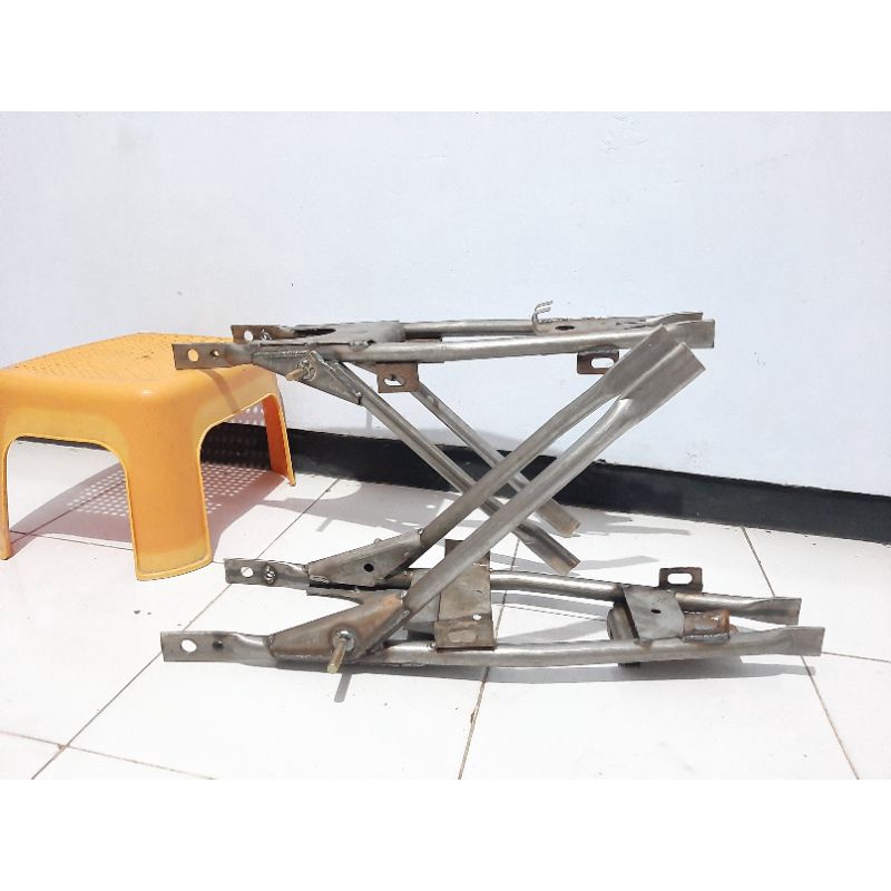 sambungan kerangka buntut cb gl sambungan rangka belakang cb100 cb125 gl 100
