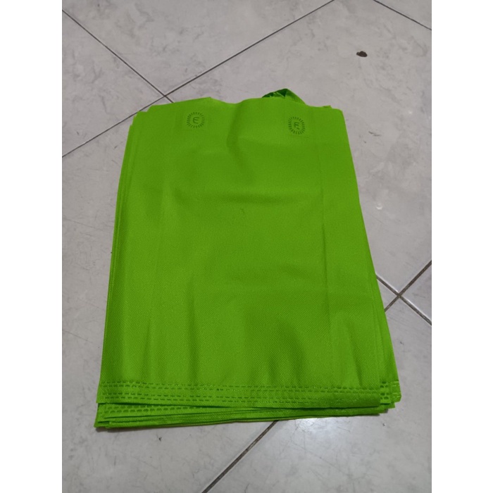 

Handle lipat samping box 22 x 22/ tas hajatan/spunbond - biru pocary