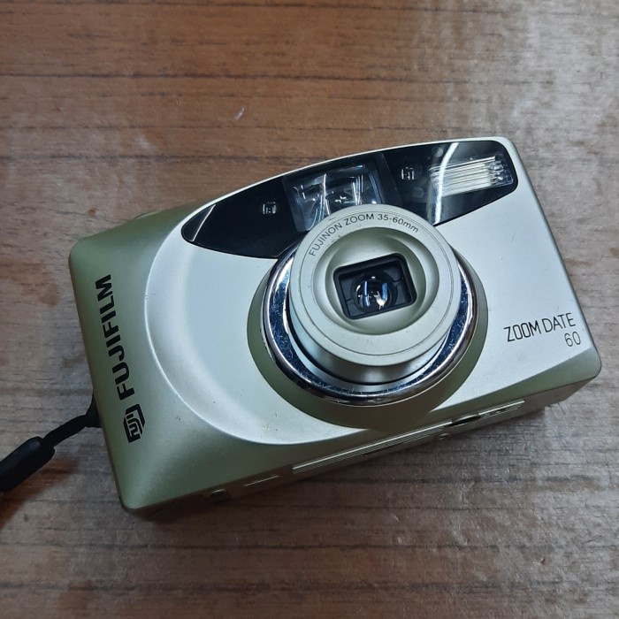 Terlaris ✨-Kamera Analog Fujifilm Zoom Date 60