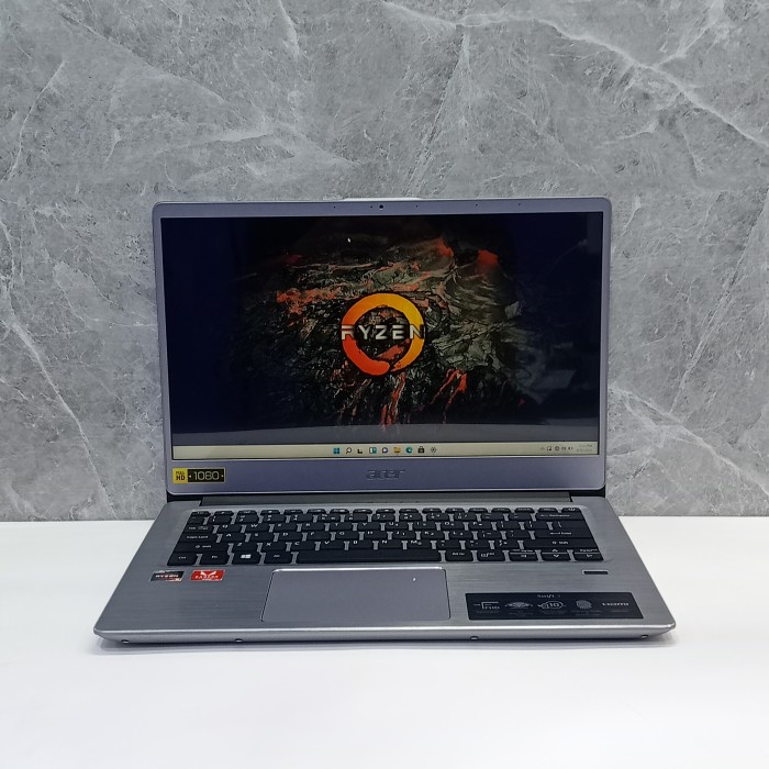 laptop acer swift 3/Amd Ryzen 5-3500/Vega 8/ram 8Gb/Ssd 512gb/14" IPS