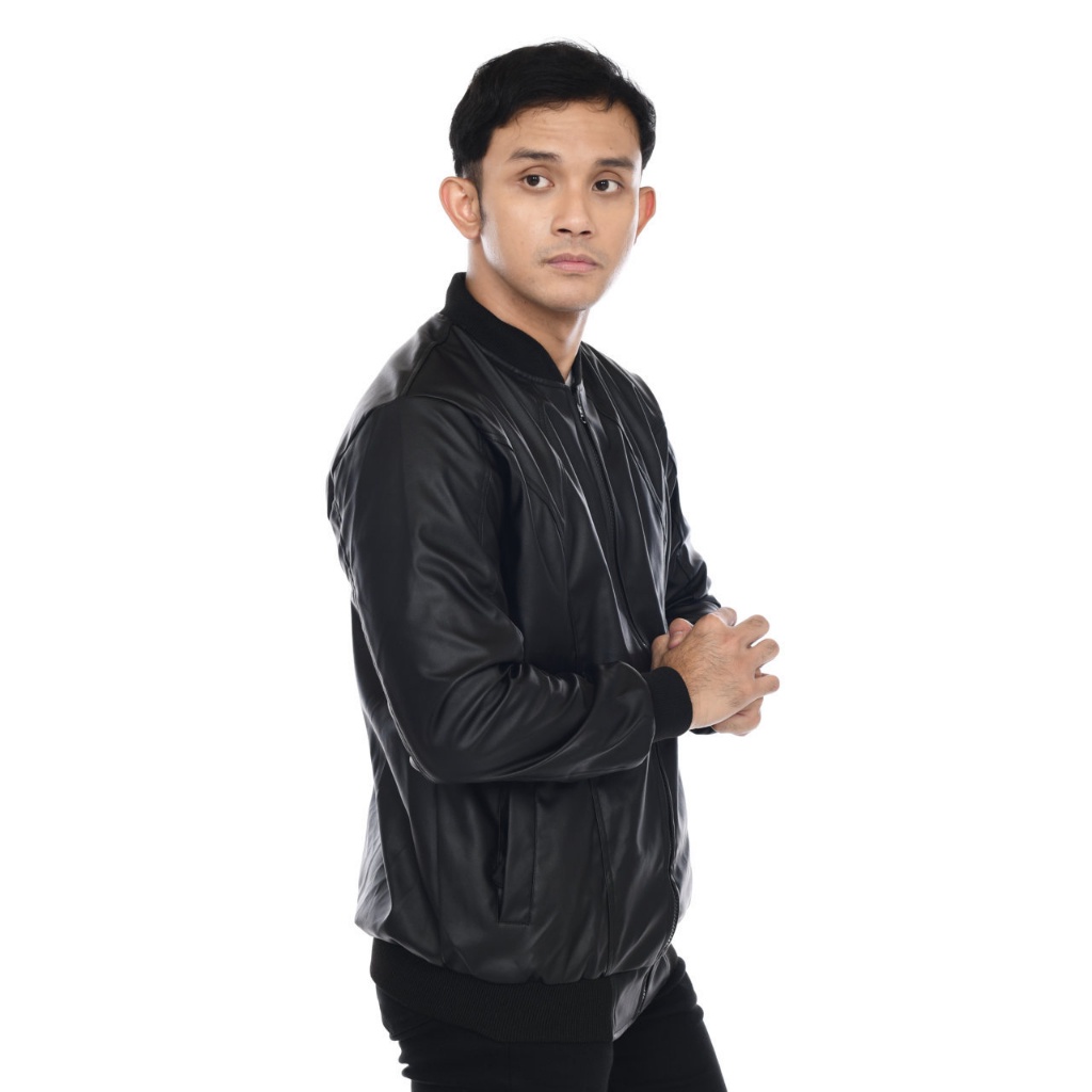 Dhozen Jaket Bomber Leather Kulit Sintetis A460