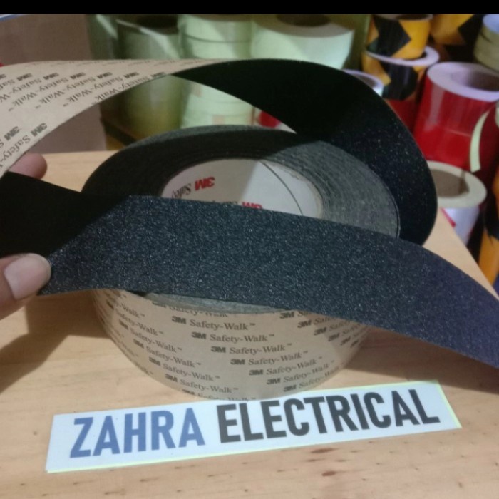

3M- Anti Slip - Anti Licin - Safety Walk Tape - Lakban Lantai - Tangga - Hitam -FN10