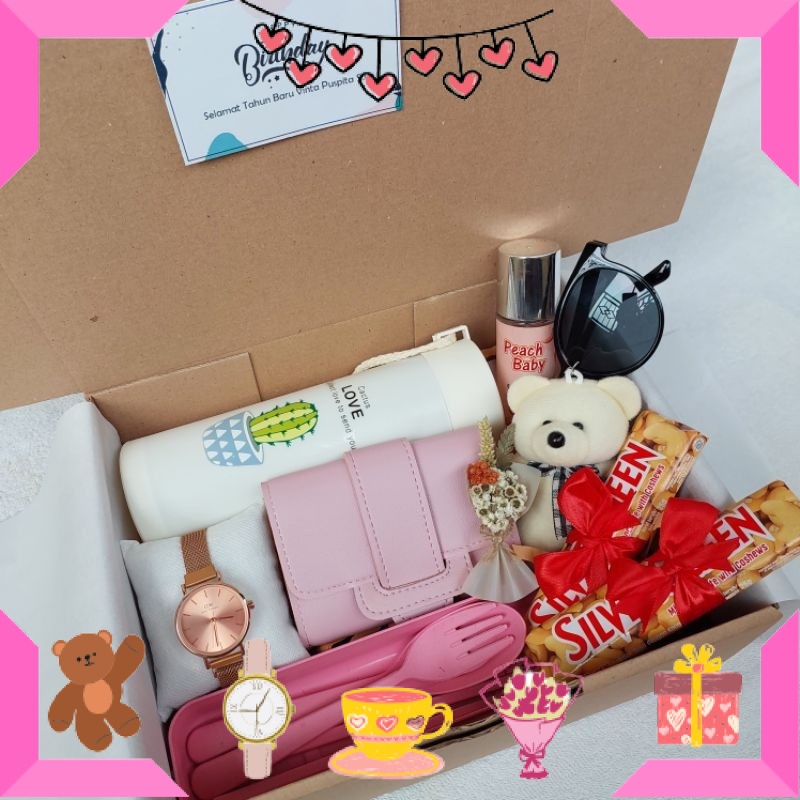 

HAMPERS BAYI ANAK MUDA REMAJA PACAR ISTRI BIKIN ROMANTIS ANNIVERSERY/ (Spesial Cute) Kado Ulang tahun cewek anniversary valentine wisuda jam tangan tumbler coklat free ucapan / ULTAH LAHIRAN WISUDA JADIAN
