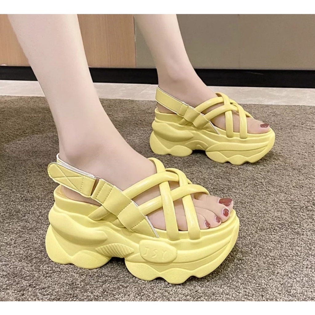 SH SANDAL WEDGES TALI SILANG WANITA AP25