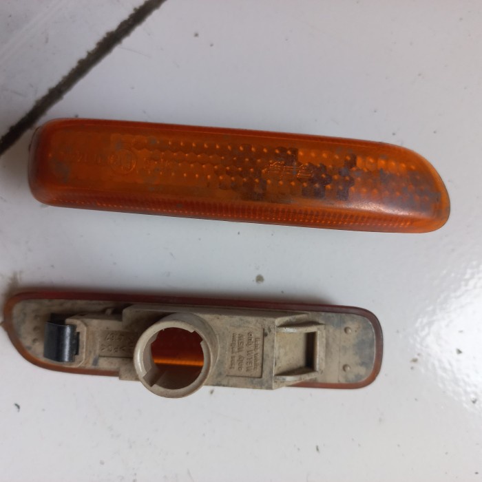 Lampu sein fender Bmw E46 Facelift original